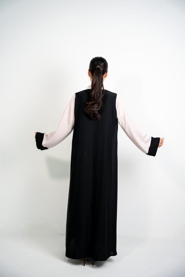 Black & Beige Two-Tone Abaya - Image 2